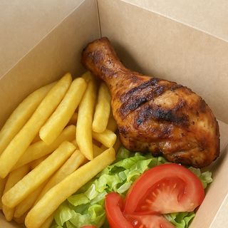 Пилешко бутче с гарнитура