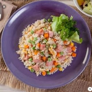 36. Пържен ориз по кантонски с яйце и шунка 700гр.