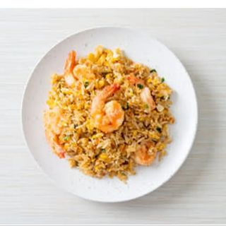 40. Пържен ориз със скариди, яйце и зеленчуци 700гр.