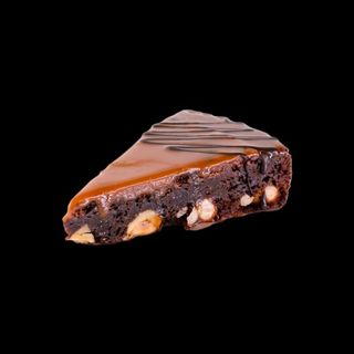 Брауни с тофи крем и лешници