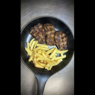 Домашни кюфтета с гарнитура (400г)