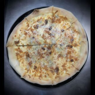 Пица Куатро Формаджи (550г)