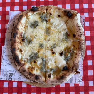 Куатро формаджи