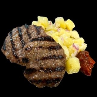 2 Бр Телешки кюфтета + 2бр гарнитури + пърленка