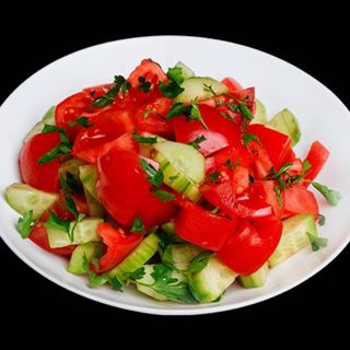 Салата домати и краставици 300гр.