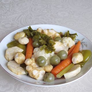 Домашна солена туршия 100гр