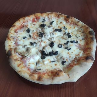 Пица Прошуто Фунги