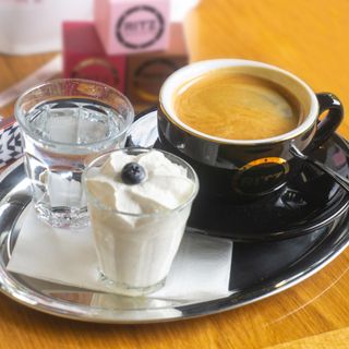 Американо - дълго еспресо - 200 мл.