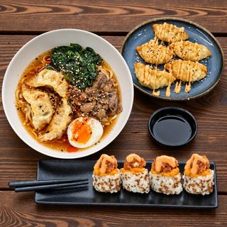 Menu Ramen Gyoza
