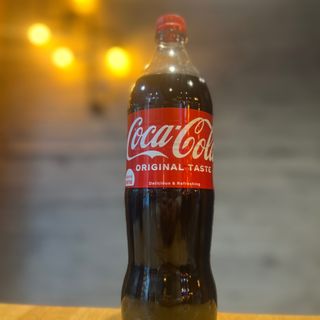 Coca Cola (1л)