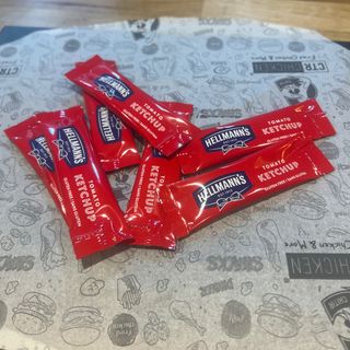 Кетчуп Hellmann (10 мл)