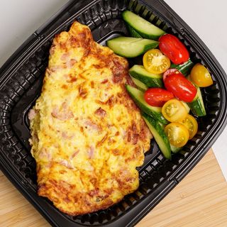 Омлет с бекон и моцарела (300г)