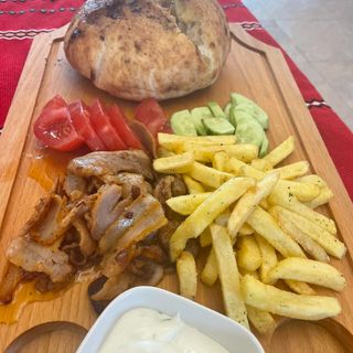 Балкански дюнер пилешки