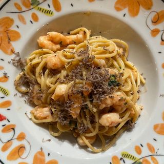 Спагети със скариди и черен трюфел 320г