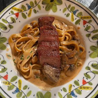 Талиатели c Black Angus телешко и манатарки 320г