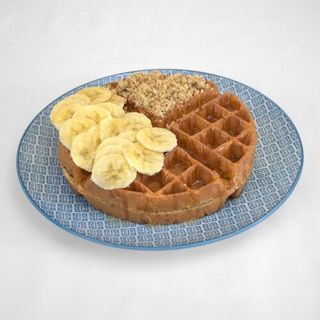 Гофрета с Банан, Мед и Орехи