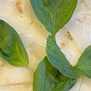 Круша и синьо сирене