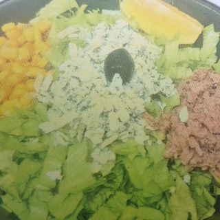 Салата с риба тон