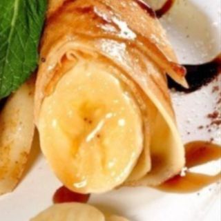 Палачинка с маскарпоне ,банани и орехи