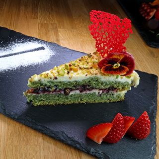 СПАНАЧЕНА ТОРТА (150гр)