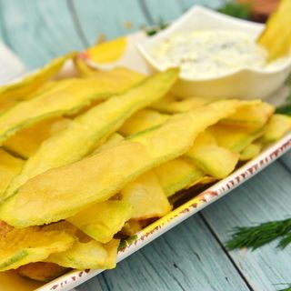 Хрупкави тиквички по гръцки (300гр)