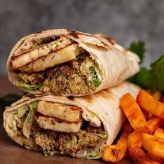 Голям грил сандвич с Фалафел и Кашкавал