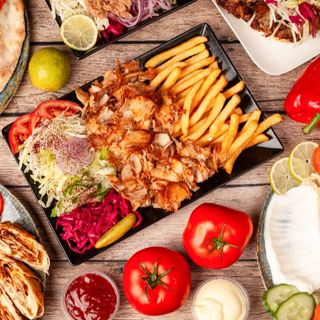 Дюнер в Порция (1200г) + Напитка 0.5 мл 