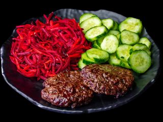 Телешки бургери Блек ангъс два броя с две гарнитури по избор (450г)