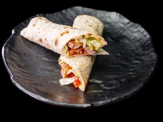 Caesar Wrap с една гарнитура