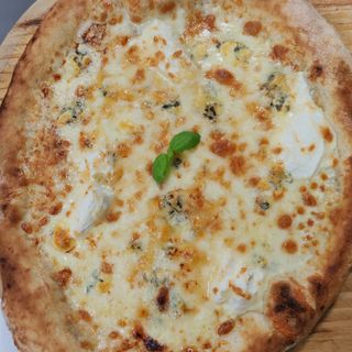 Четири сирена 