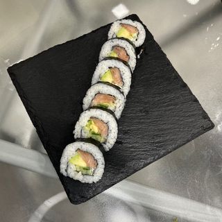 Футомаки Пушена сьомга