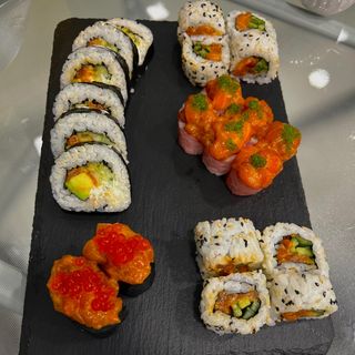 Сакура Саке Сет - 24 бр 