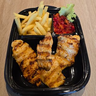 Пилешко филе (200гр.)