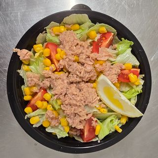 Салата с риба тон (350г)