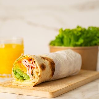 Ротола с пуешко и яйце (260г)