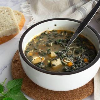 СУПА С КОПРИВА