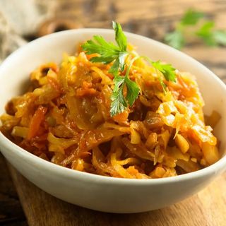 ПИЛЕШКО БУТЧЕ СЪС ЗЕЛЕ