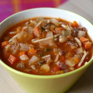 МИНЕСТРОНЕ