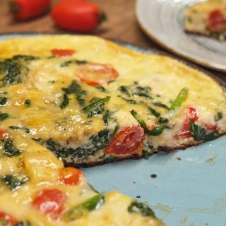 ОМЛЕТ СЪС СПАНАК И КРЕМА СИРЕНЕ