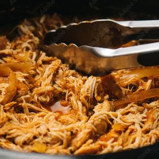 СВИНСКО ДЪРПАНО СЪС ЗАДУШЕНА ГРАХ