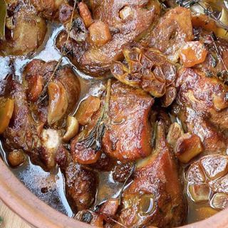 СВИНСКО СЪС СПАНАК