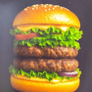 Двоен телешки бургер 