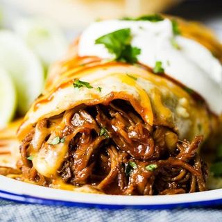 Бурито с телешко дърпано 450гр.