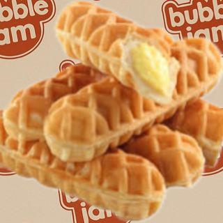 3 бр.Вафлен Корн Дог с моцарела + 1бр.Сос. 3 pcs. Waffle Corn Dog with mozzarella + 1 pcs. Sauce