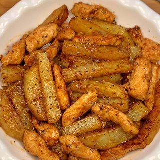 27.Свинско С картофи