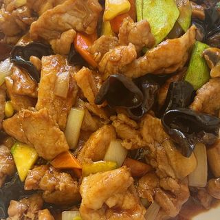 16.Свинско със зеленчуци 800 гр.