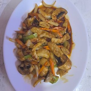 108. Калмари пържени c люти чушки