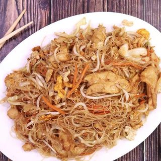 47B. Оризови спагети пилешко ,зеленчуци и яйца