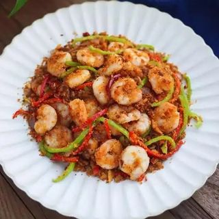 113. Скариди пържени c люти чушки