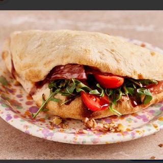 Pizza sandwich pileshko (500g)